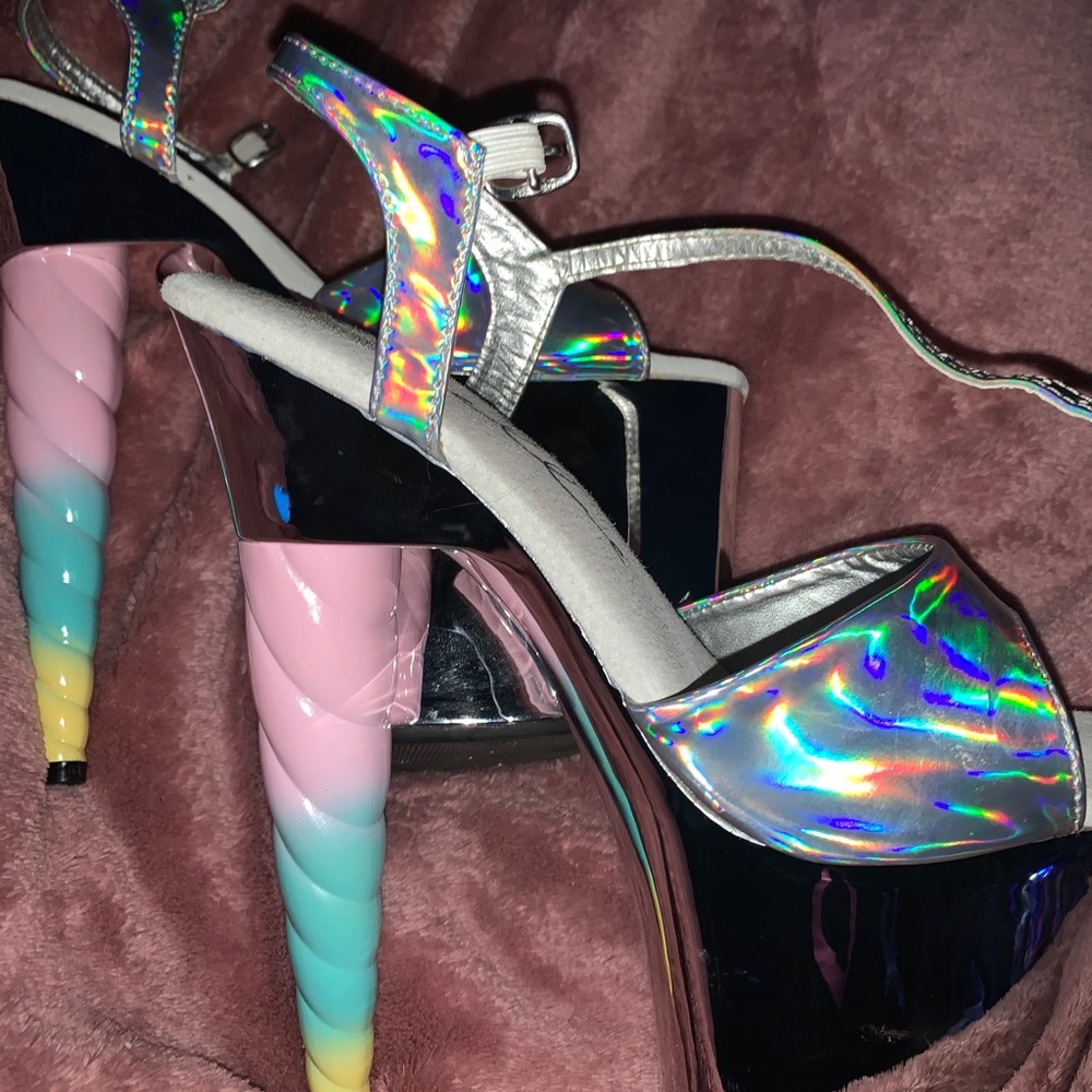 Ellie brand platform heels, size 8